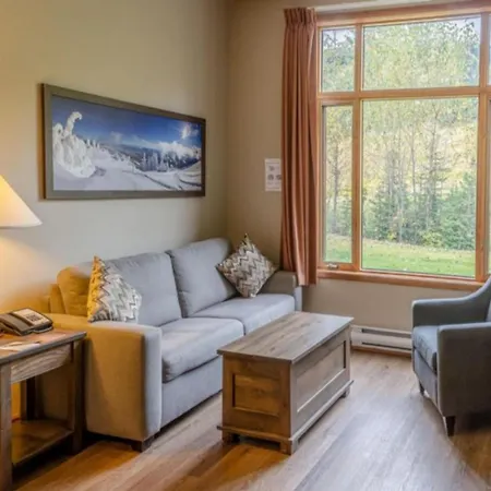 Cahilty Lodge Sun Peaks Exterior photo